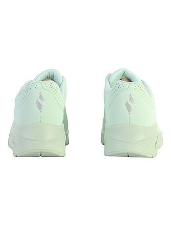Baskets Uno Frosty Kicks
