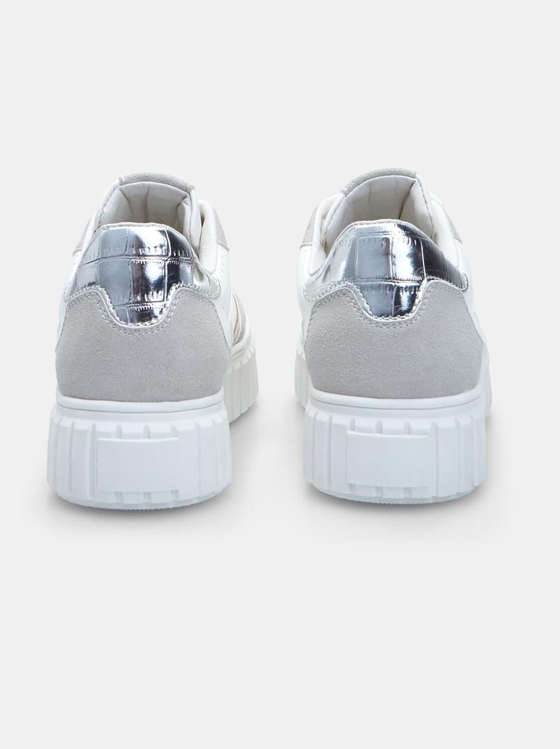 Basket  Bata Gris - Kiabi