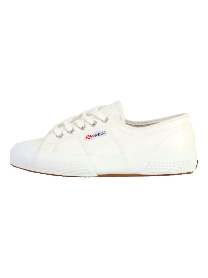 Superga shops classic blanche