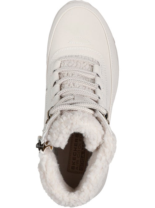 Basket montante à lacets skechers onthe go stellar alp adventure - Kiabi Basket montante à lacets skechers onthe go stellar alp adventure - Kiabi