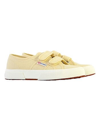 Baskets en Coton. Superga