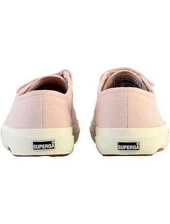 Baskets en Coton. Superga