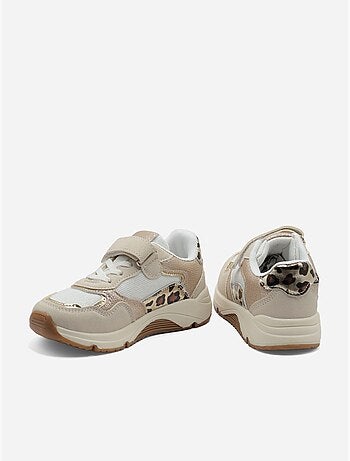 Baskets à détails pailletés