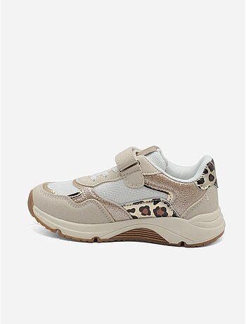 Baskets à détails pailletés