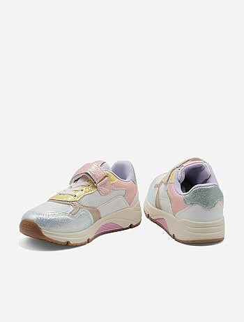 Baskets à détails pailletés