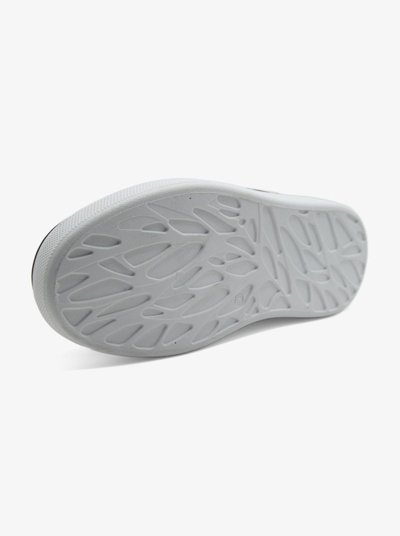Baskets a lacets Blanc Noir - Kiabi