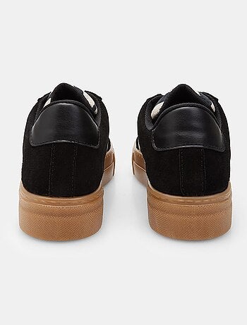 Baskets à lacets en daim BATA