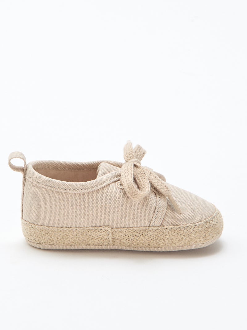 Baskets à lacets en tissu Beige - Kiabi
