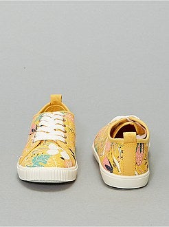 Baskets à lacets en toile imprimée 'fleurs' - Kiabi