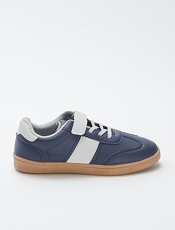 Baskets à lacets et scratch