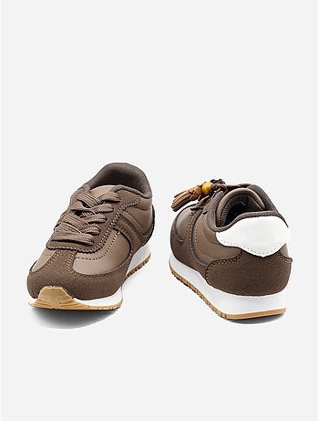 Baskets a lacets