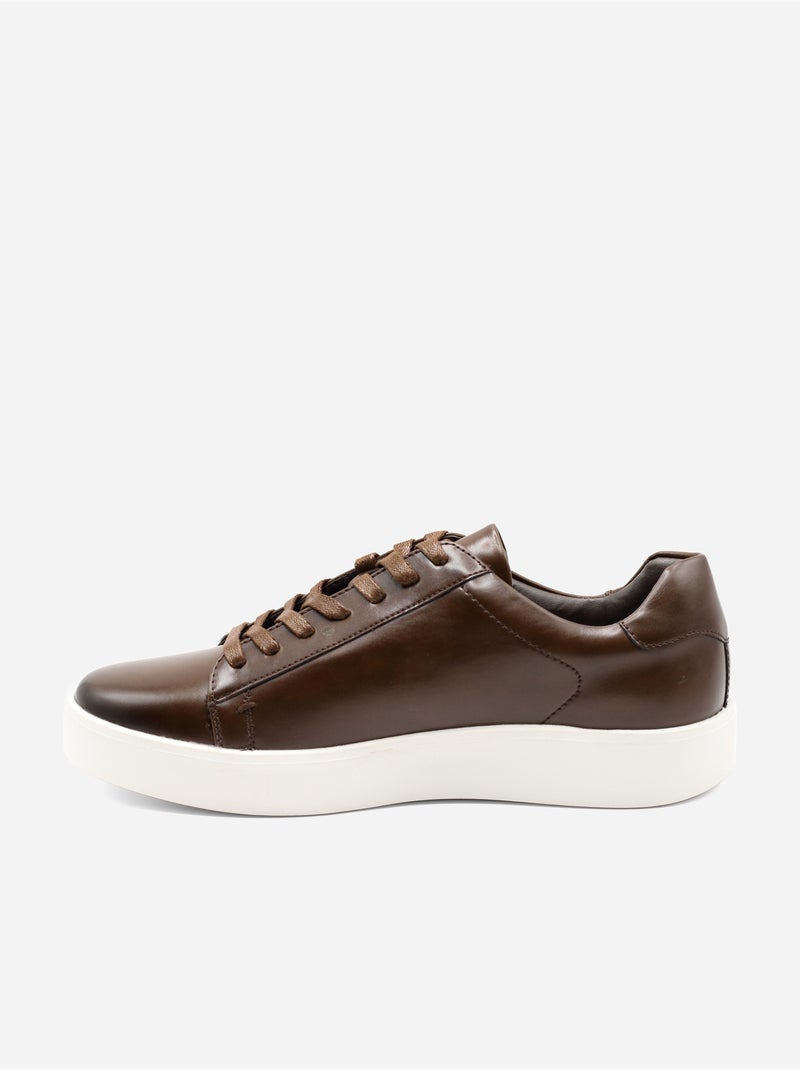 Baskets a lacets Marron - Kiabi