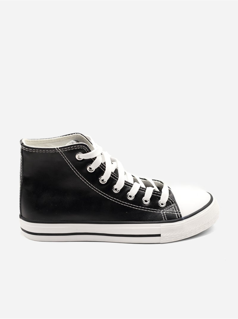 Baskets a lacets Noir - Kiabi