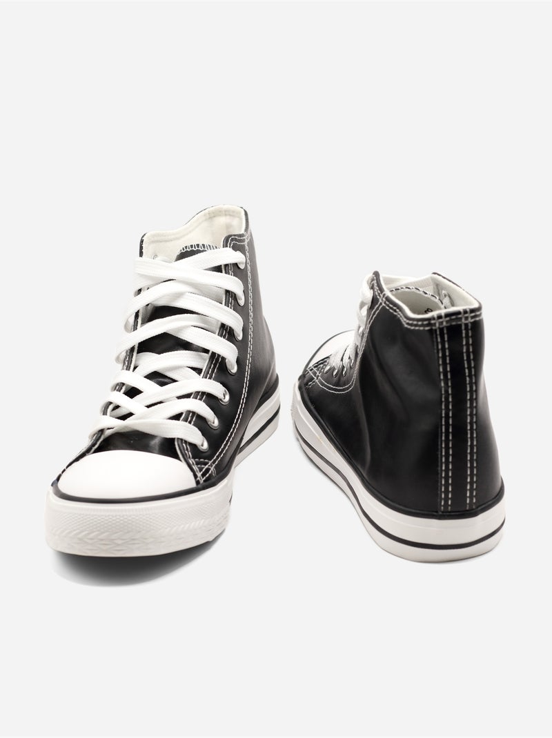 Baskets a lacets Noir - Kiabi
