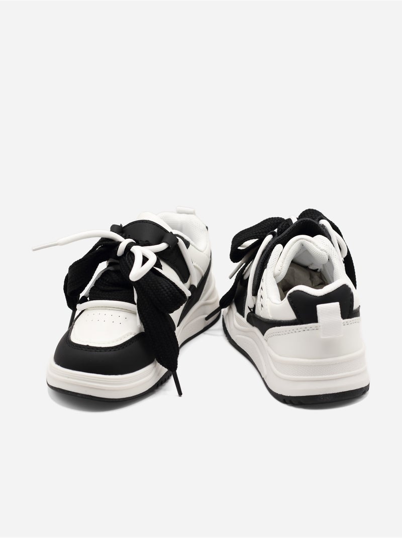 Baskets a lacets Noir - Kiabi