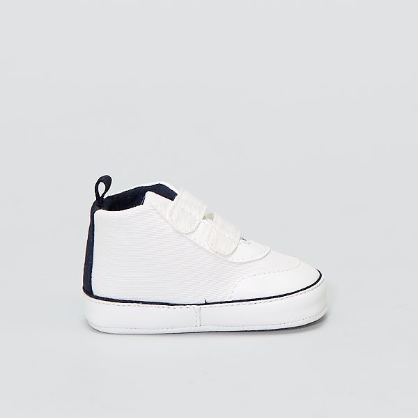 Baskets A Scratchs Mickey Mouse De Disney Bebe Garcon Blanc Kiabi 5 60