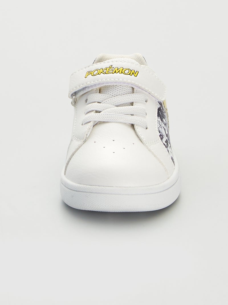 Baskets à scratchs 'Pikachu' 'Pokemon' blanc - Kiabi