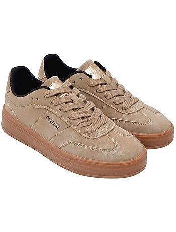 Baskets à semelle contrastante, style sportswear tendance 'deeluxe'