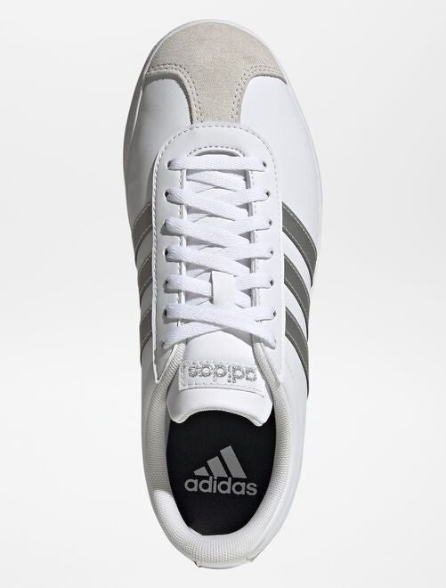 Basket adidas femme kiabi hotsell