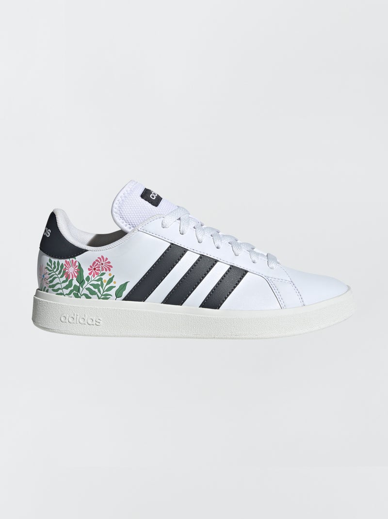 Baskets 'Adidas' 'Grand Court' fleuries blanc - Kiabi