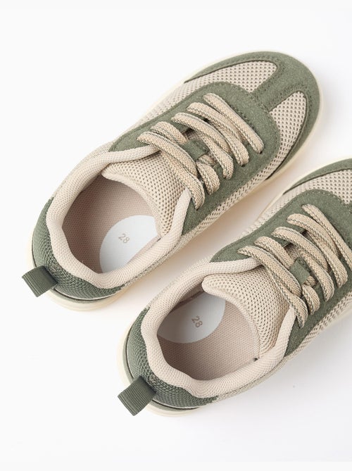 Baskets avec détails en maille et lacets - Kiabi