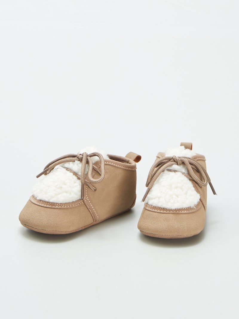 Baskets avec languette effet moutonnée Marron - Kiabi