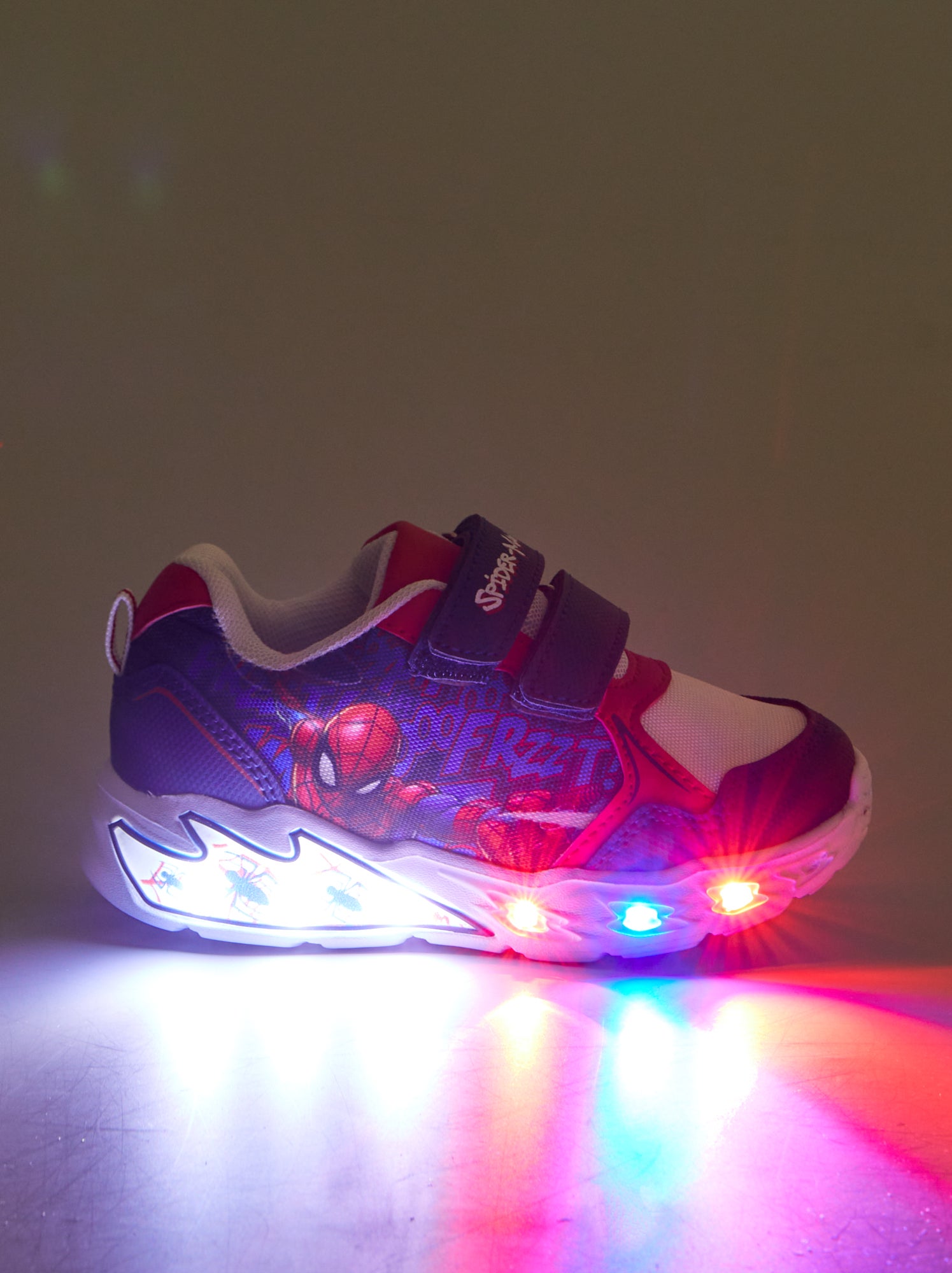 Chaussure spiderman lumineuse best sale