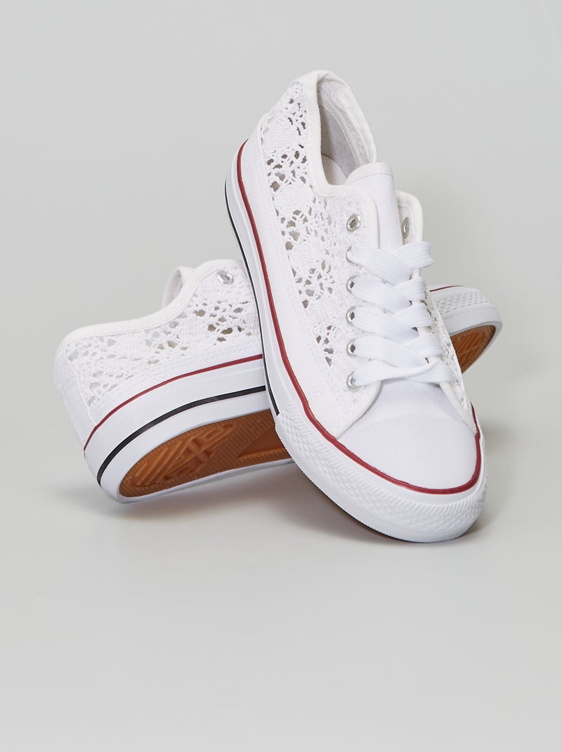 Baskets bases 'broderie anglaise' blanc - Kiabi