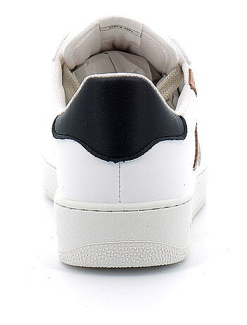 Baskets en Cuir et Syntetique Victoria.
