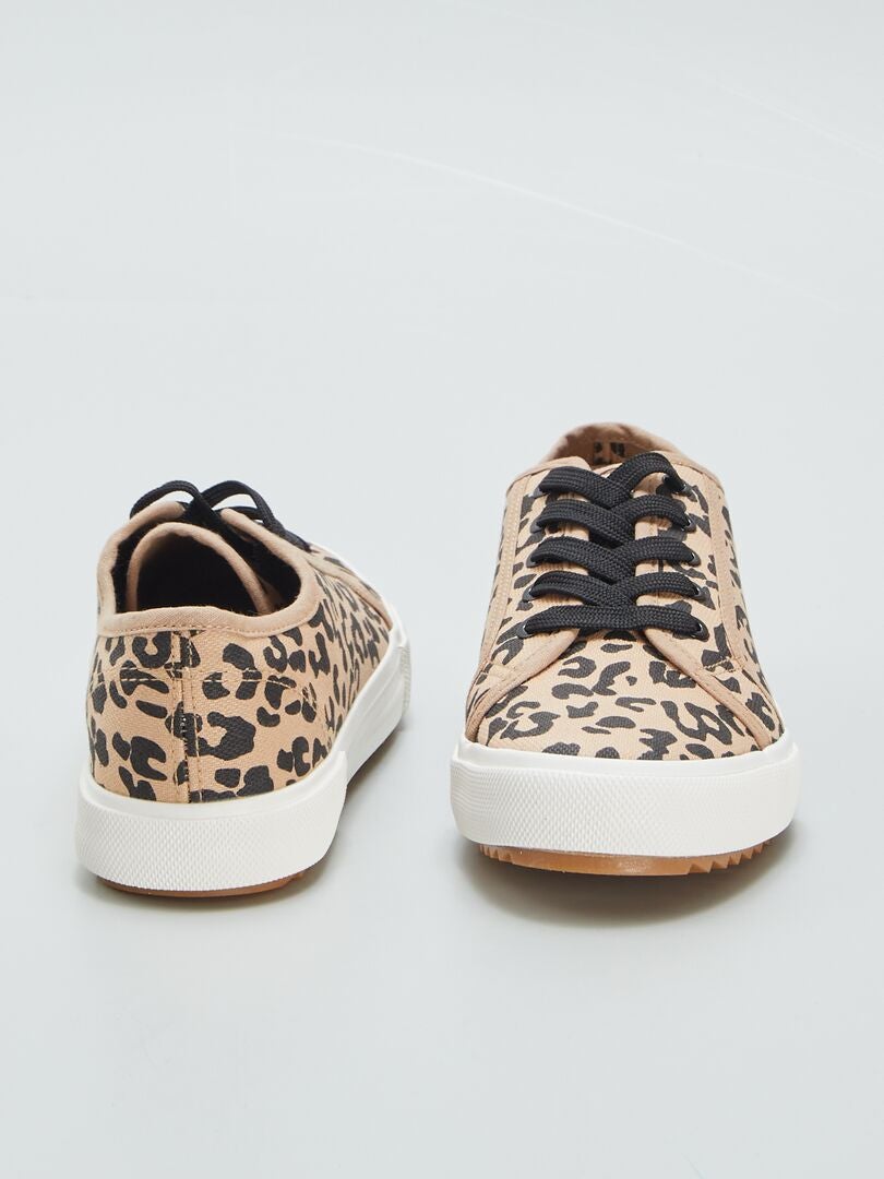 basket femme motif leopard