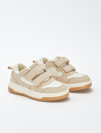 Baskets basses à scratchs type skate