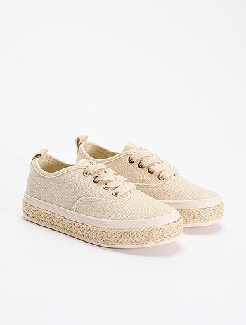 Baskets basses avec semelle en corde