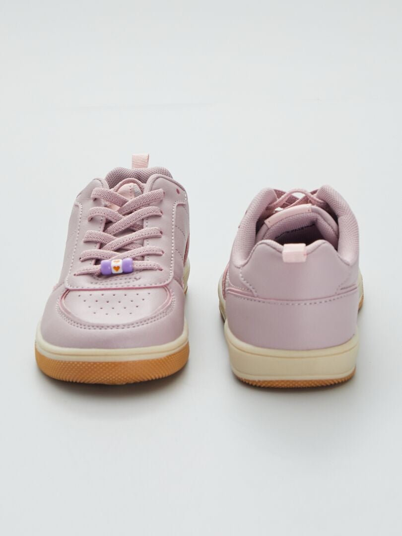 basket brillante fille