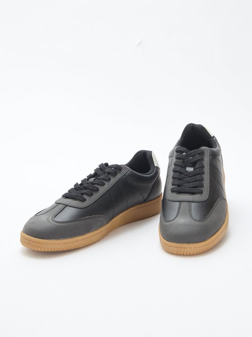 Baskets basses bicolore à lacets - Kiabi