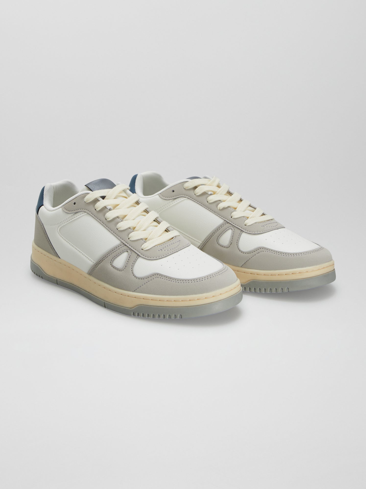 Baskets basses blanc Kiabi 22.00