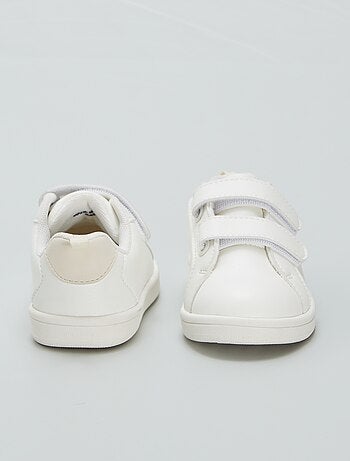 Baskets basses blanches