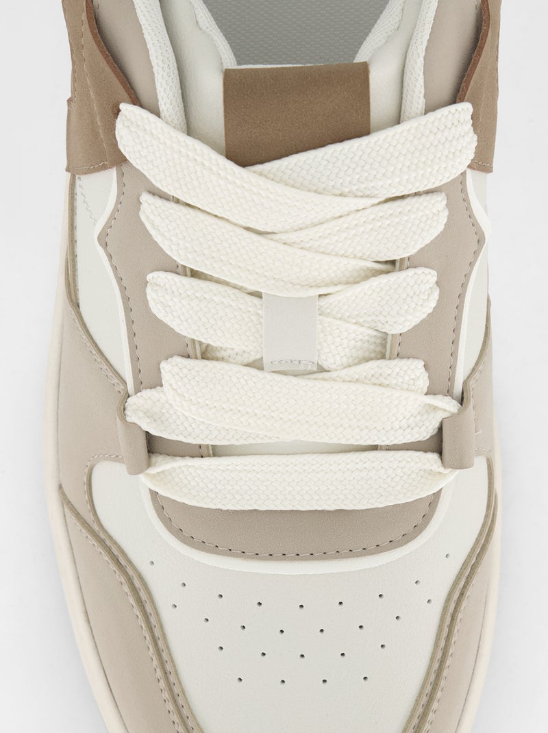 Baskets basses en simili Beige - Kiabi