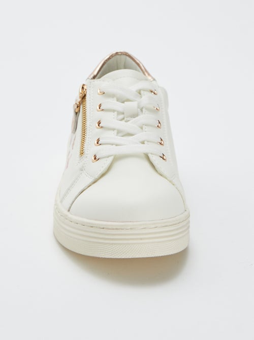 Baskets basses imprimées 'fleurs' et 'papillons' - Kiabi