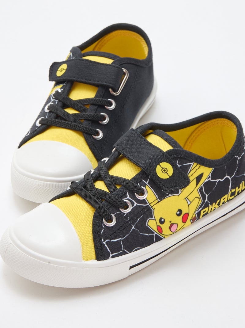 Baskets basses 'Pikachu' en toile Noir - Kiabi