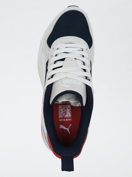 Baskets basses 'PUMA' à lacets - Kiabi Baskets basses 'PUMA' à lacets - Kiabi