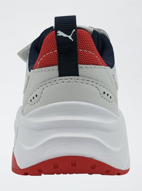 Baskets basses 'PUMA' à lacets et scratchs - Kiabi Baskets basses 'PUMA' à lacets et scratchs - Kiabi