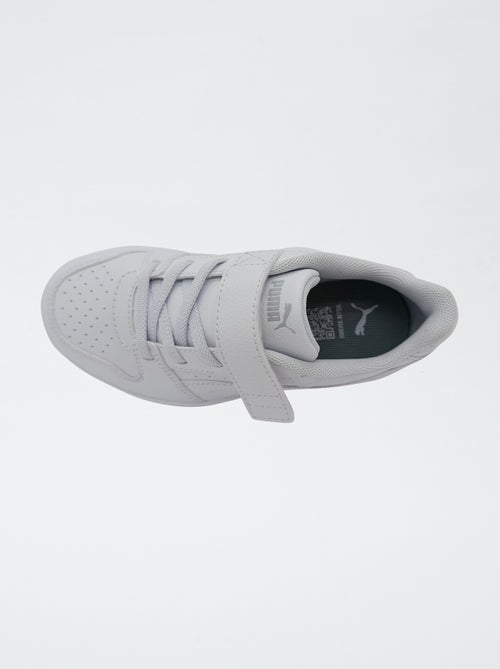 Baskets basses 'PUMA' à scratchs et lacets - Kiabi Baskets basses 'PUMA' à scratchs et lacets - Kiabi