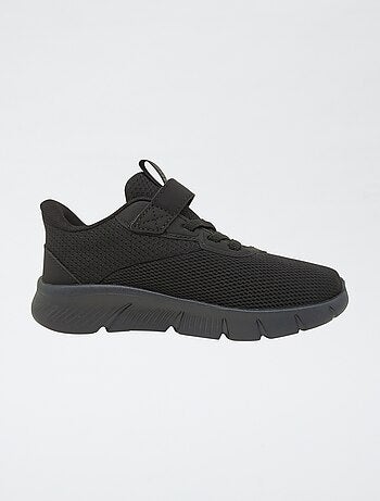 Baskets basses 'PUMA' lacets et scratchs