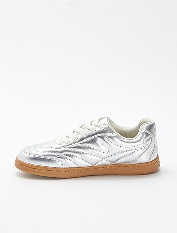 Baskets basses texturées argentées