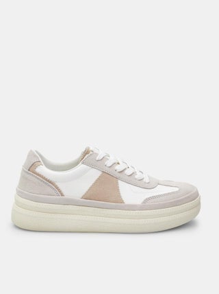 Baskets Bata en daim