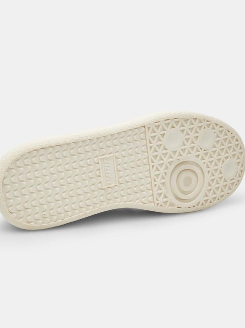 Baskets Bata en daim - Kiabi