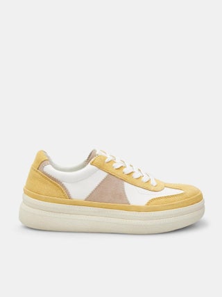 Baskets Bata en daim