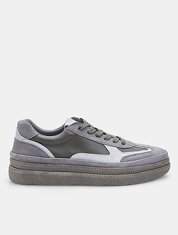 Baskets BATA