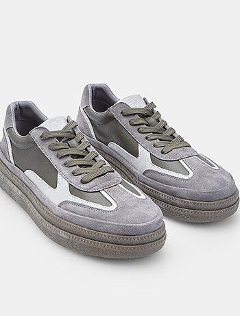 Baskets BATA