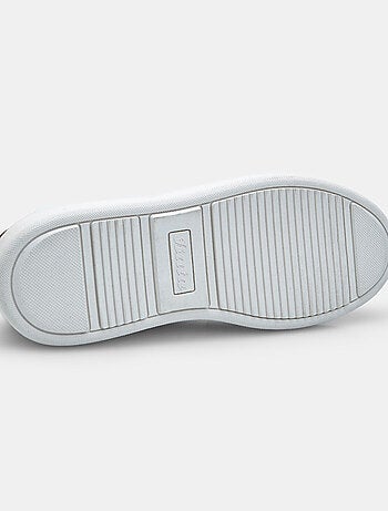 Baskets bata